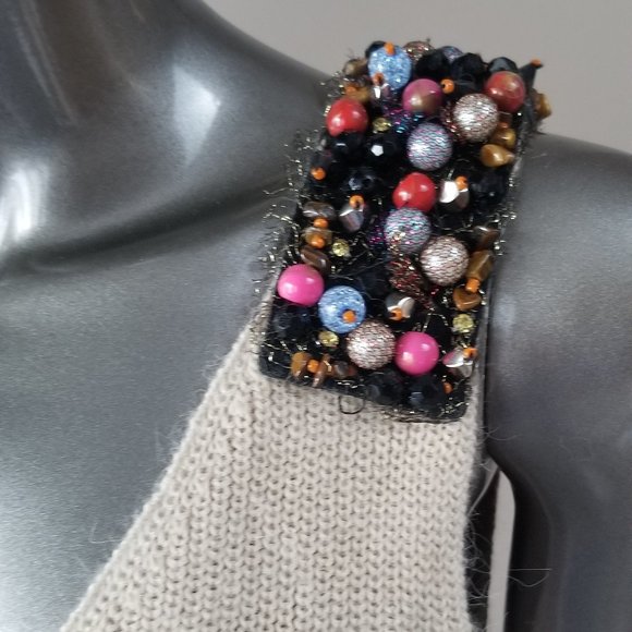 Cute  tan knitted vest with colourful beading on shoulder - Picture 3 of 3